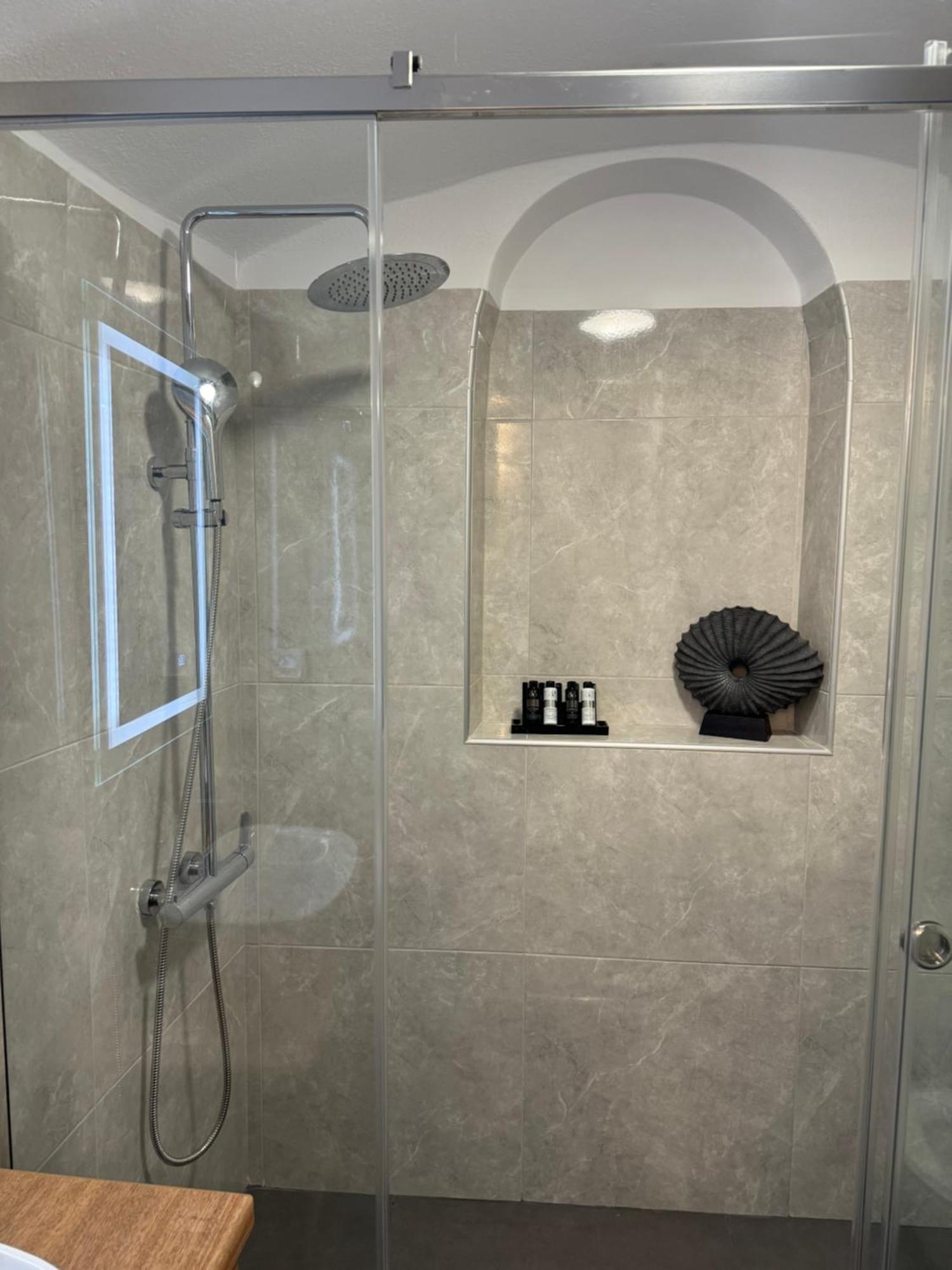 Sunup Lux Villa Иа Екстериор снимка